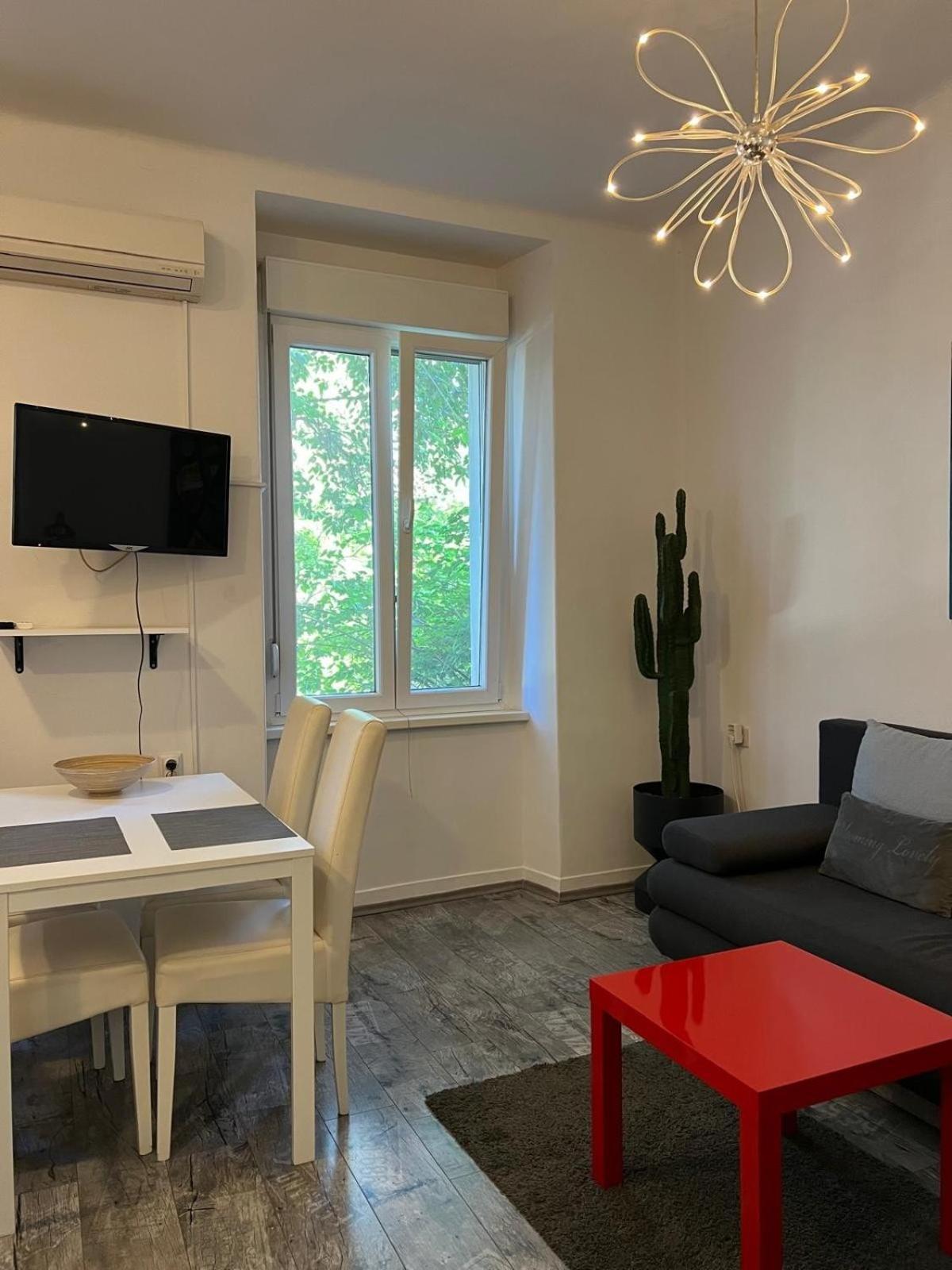 Cute Apartman